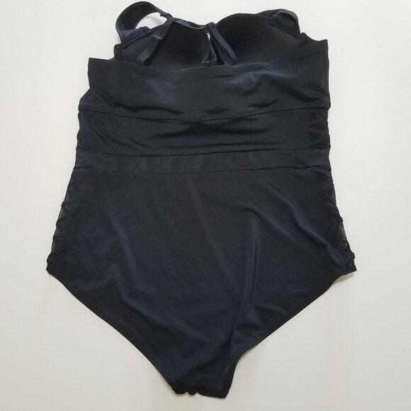 Torrid One Piece Swimsuit Lattice Mesh Side Underwire Bra Black Size 4 - Picture 10 of 14